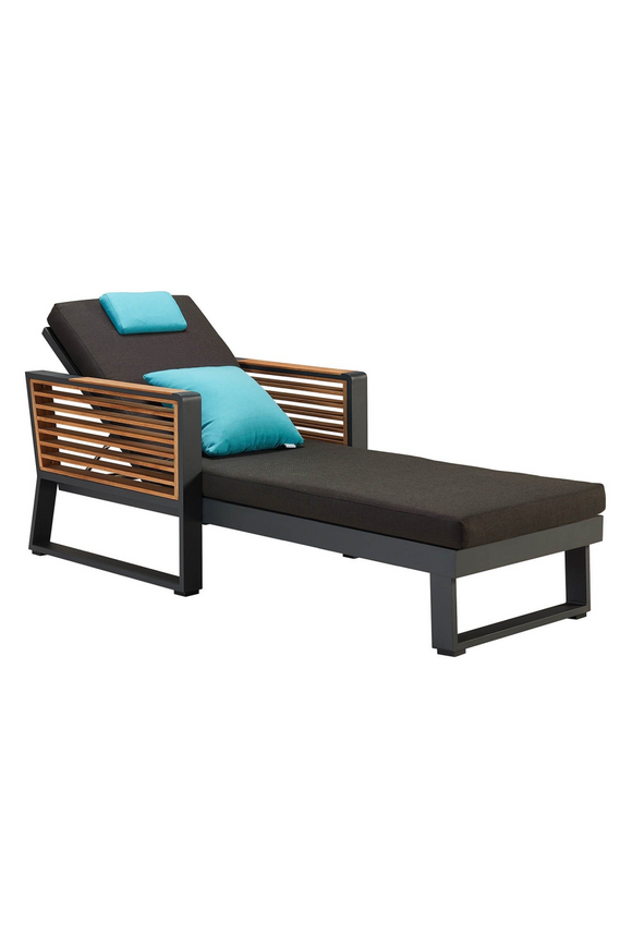 Outdoor Lounge Bed | Higold New York